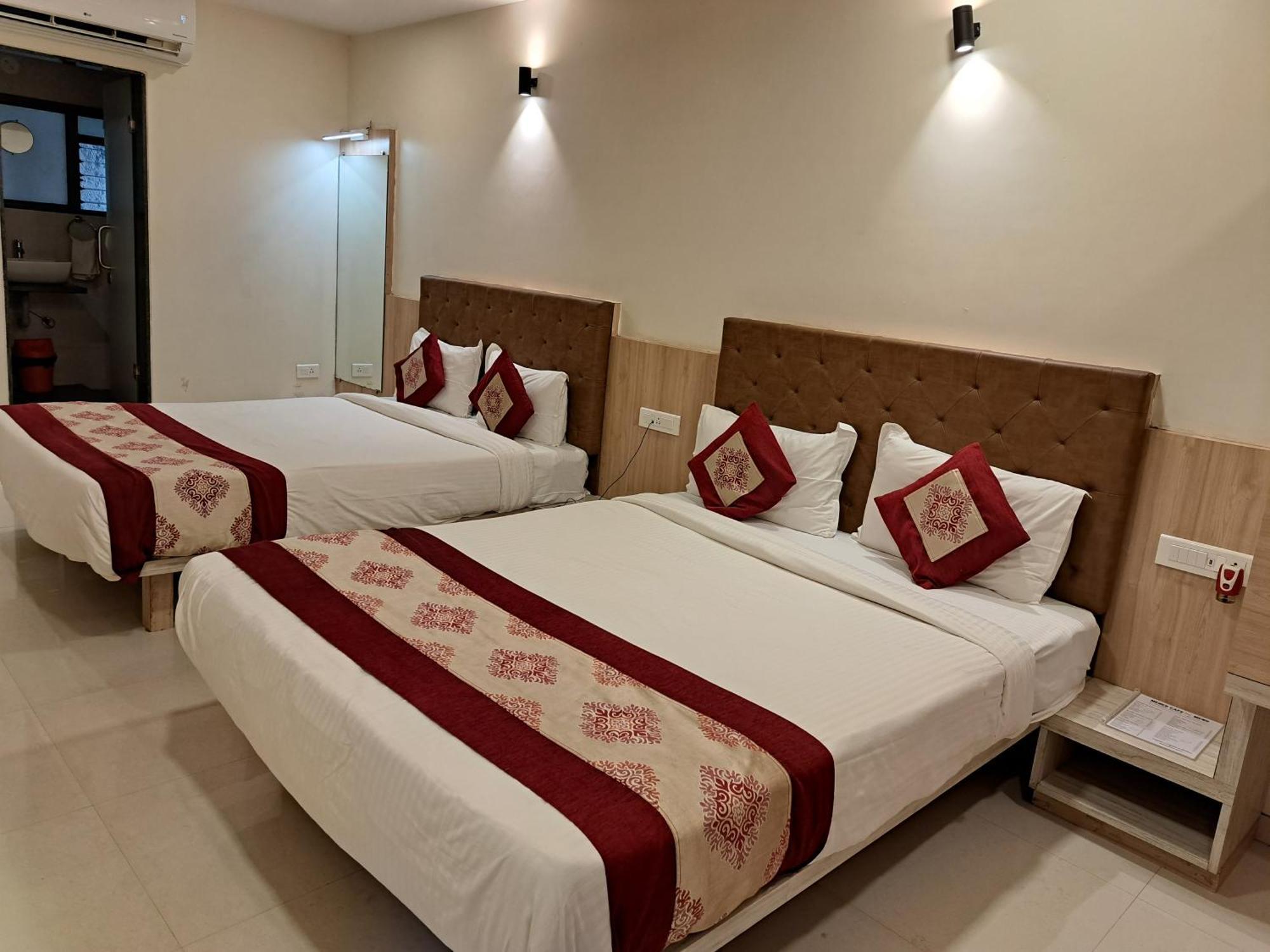 Onella Regency Ξενοδοχείο Panchgani Εξωτερικό φωτογραφία