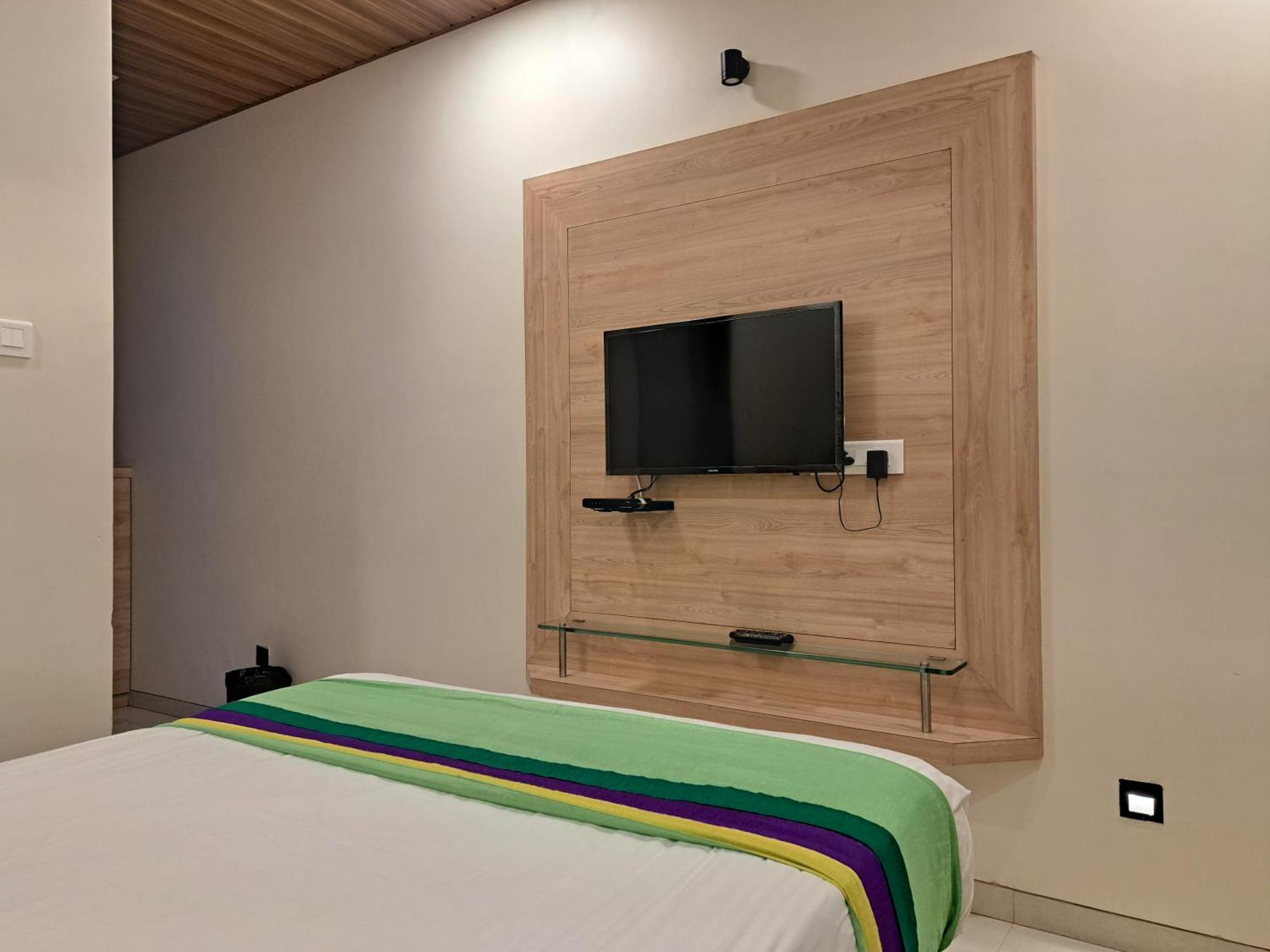 Onella Regency Ξενοδοχείο Panchgani Εξωτερικό φωτογραφία